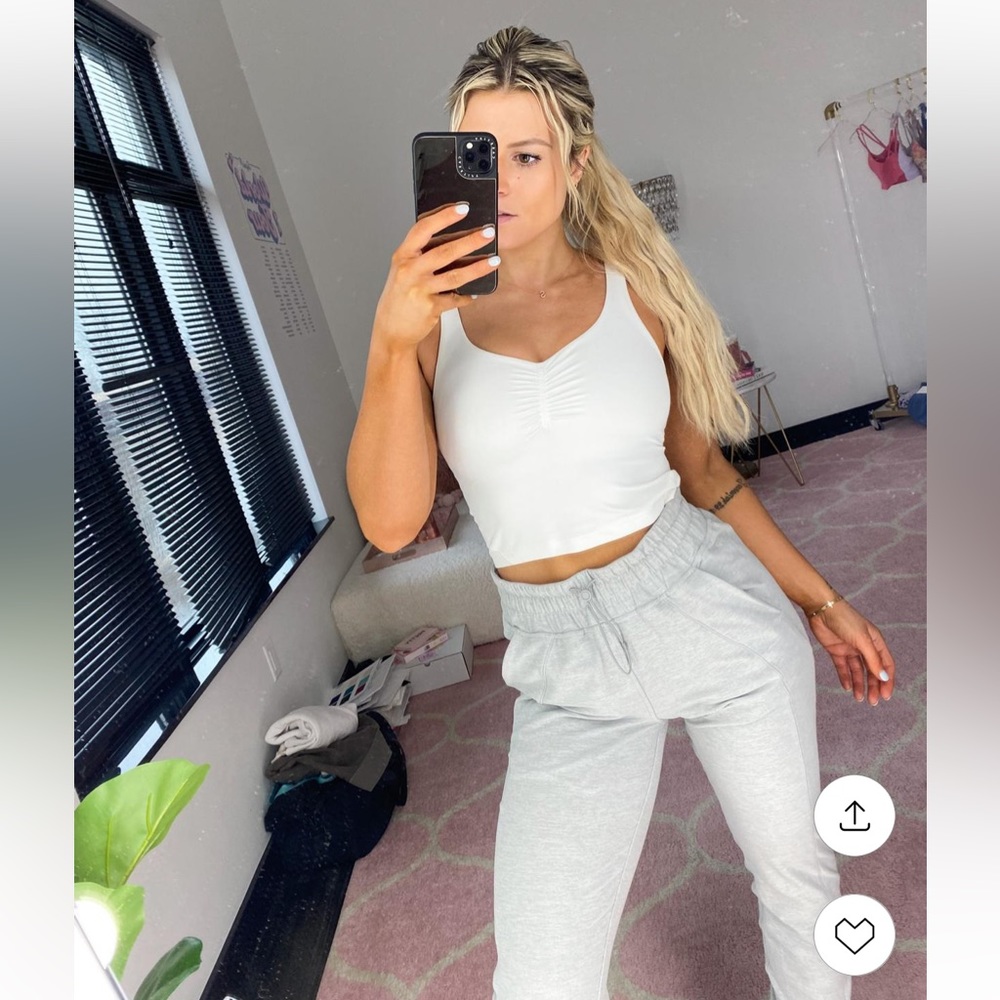 Lululemon Ready to Rulu Cinch